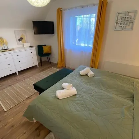 Jakuzzis, Finn Szaunas, Partkozeli Apartman Appartamento Balatonmáriafürdő