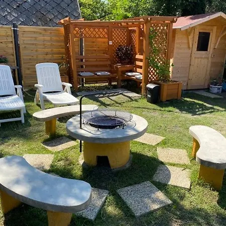 Appartamento Jakuzzis, Finn Szaunas, Partkozeli Apartman Balatonmáriafürdő